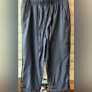 Special Magic - NWT- Women’s Lightweight Sweatpants - S - Navy - Zip Pockets